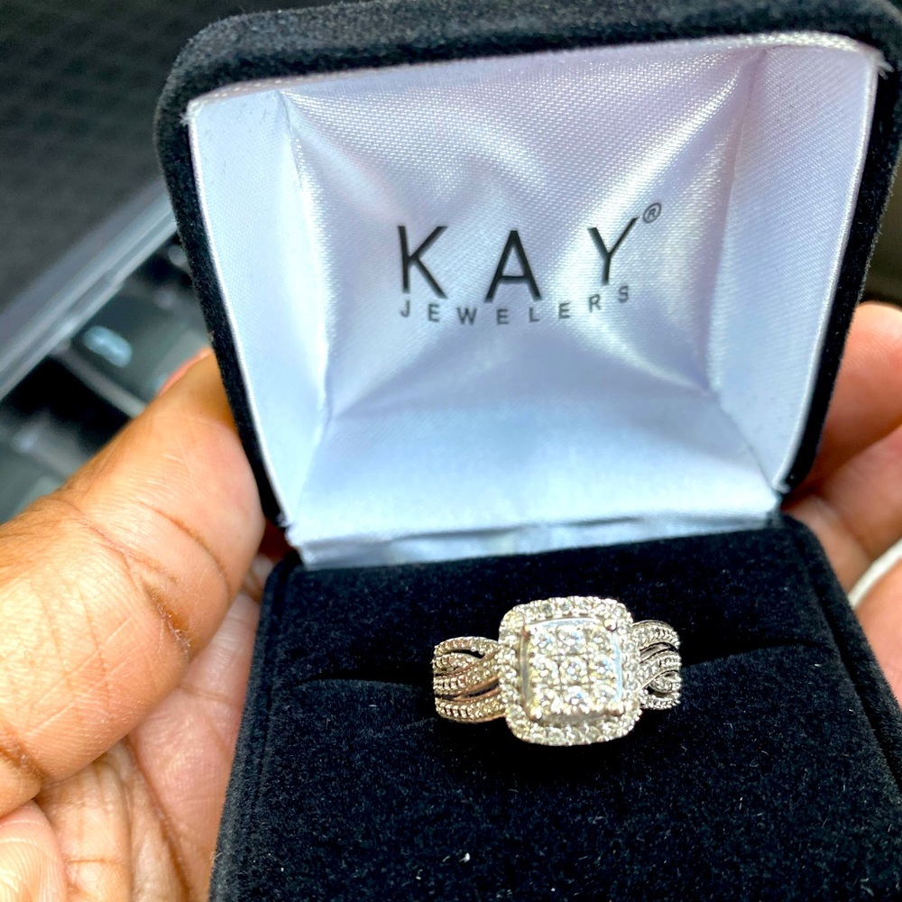 Diamond ring